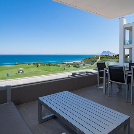 2226-Luxury sea view apartment Alcaidesa Extérieur photo